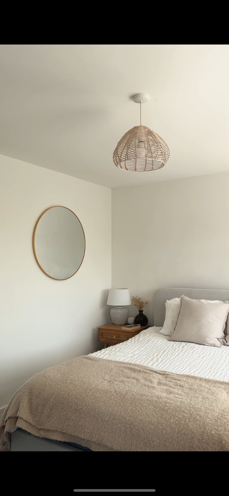 Bedroom shooting location